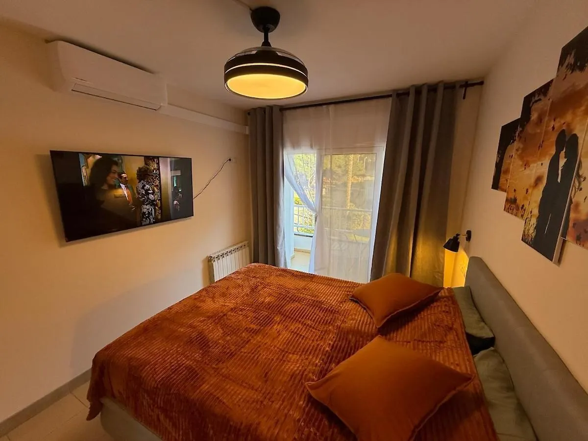 شقة Lloret De Mar Coastal Retreat Just Steps From The Beach إسبانيا