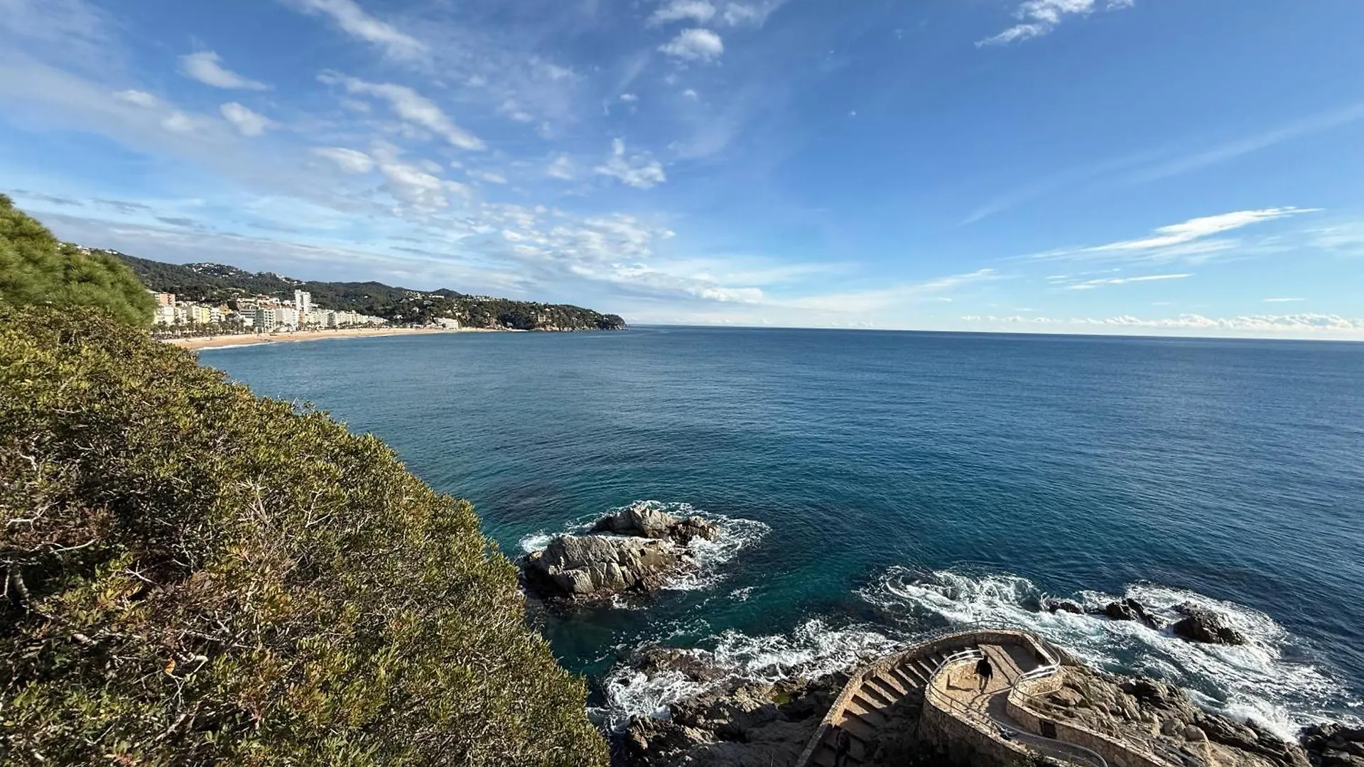 Lloret De Mar Coastal Retreat Just Steps From The Beach Spanien
